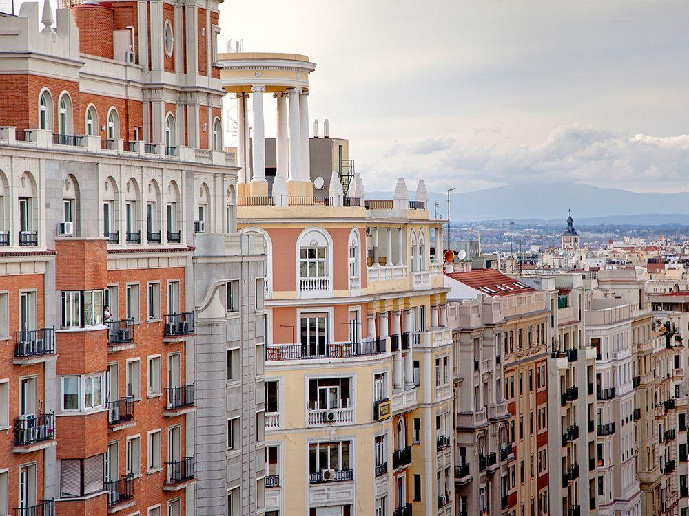 Hostal Besaya Madrid Exterior photo